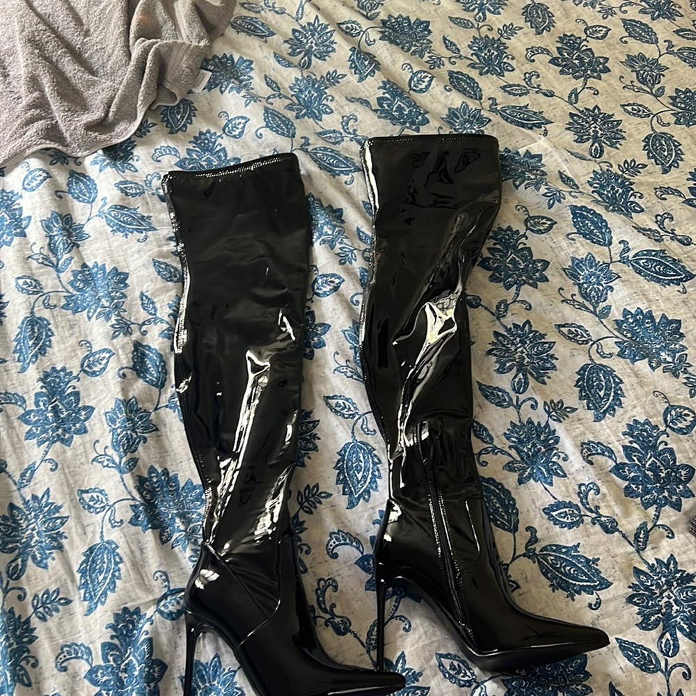 Steve Madden boots